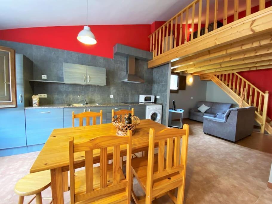 La Vall Apartaments Duplex サン・ロレンゾ・デ・モルニス エクステリア 写真